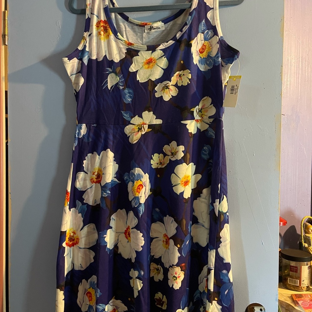 Floral dress with tags
